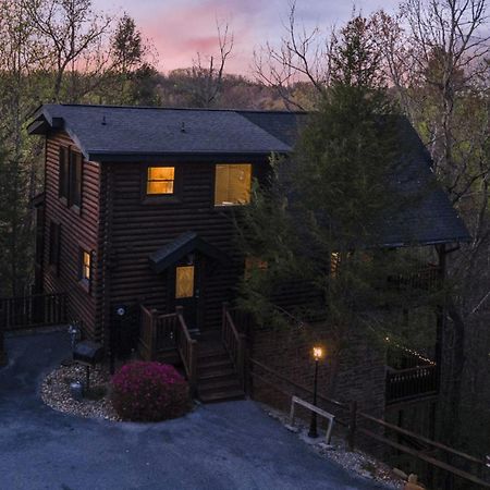 Stunning Mountain Cabin W Hot Tub Gatlinburg Exterior foto