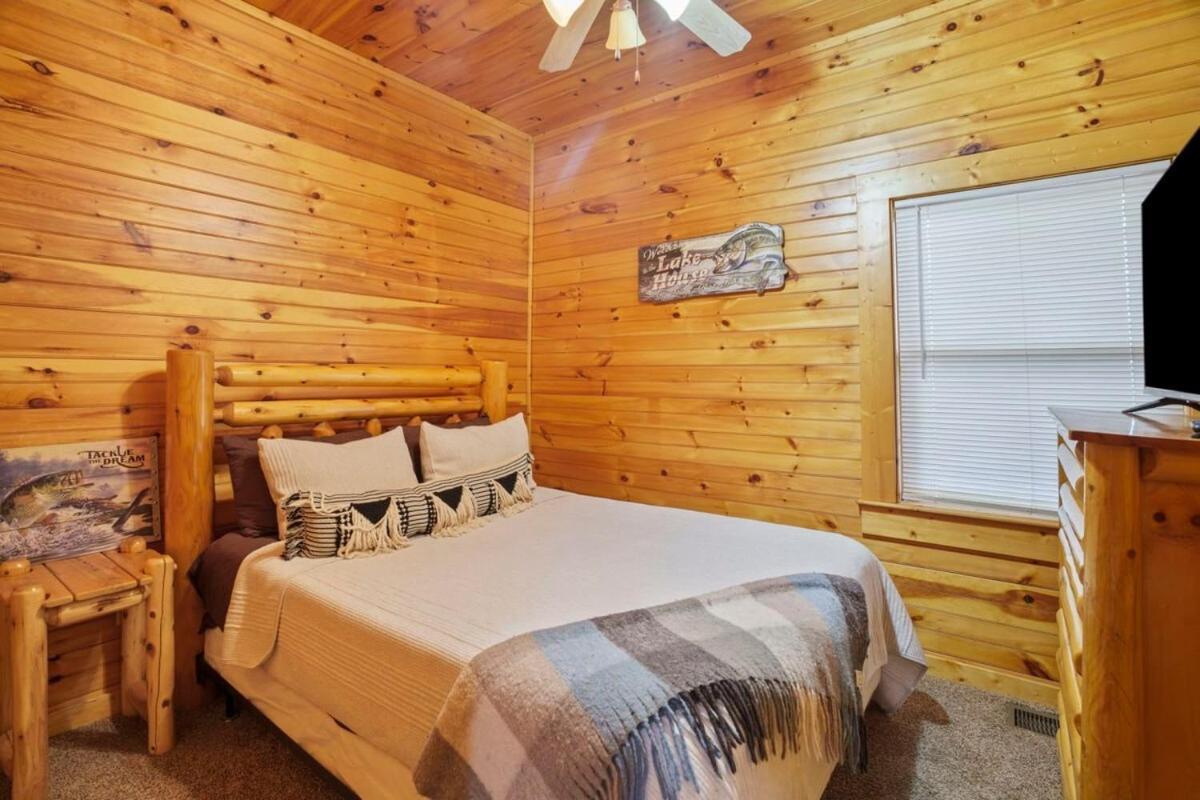 Stunning Mountain Cabin W Hot Tub Gatlinburg Exterior foto